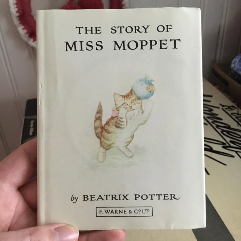 1980s The Story of Miss Moppet book